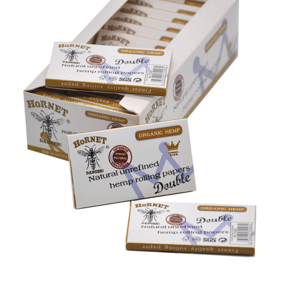 HORNET 70 mm Rolling Papers, Natural Slim Rolling Papers, White Organic Rolling Paper, 100 Leaves / Pack 25 Pack / Box